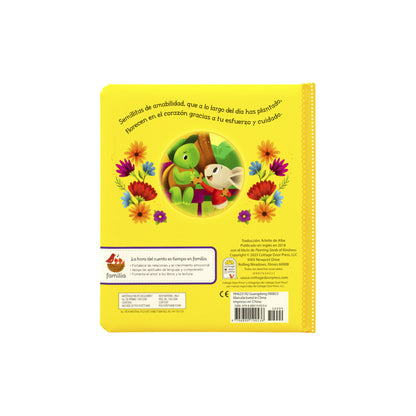 libro de actividades amarillo con ilustraciones de animales y flores, vista trasera