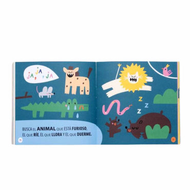 libro infantil abierto con ilustraciones coloridas de animales y texto interactivo para niños