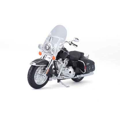 Moto negra Maisto con detalles cromados y pantalla delantera