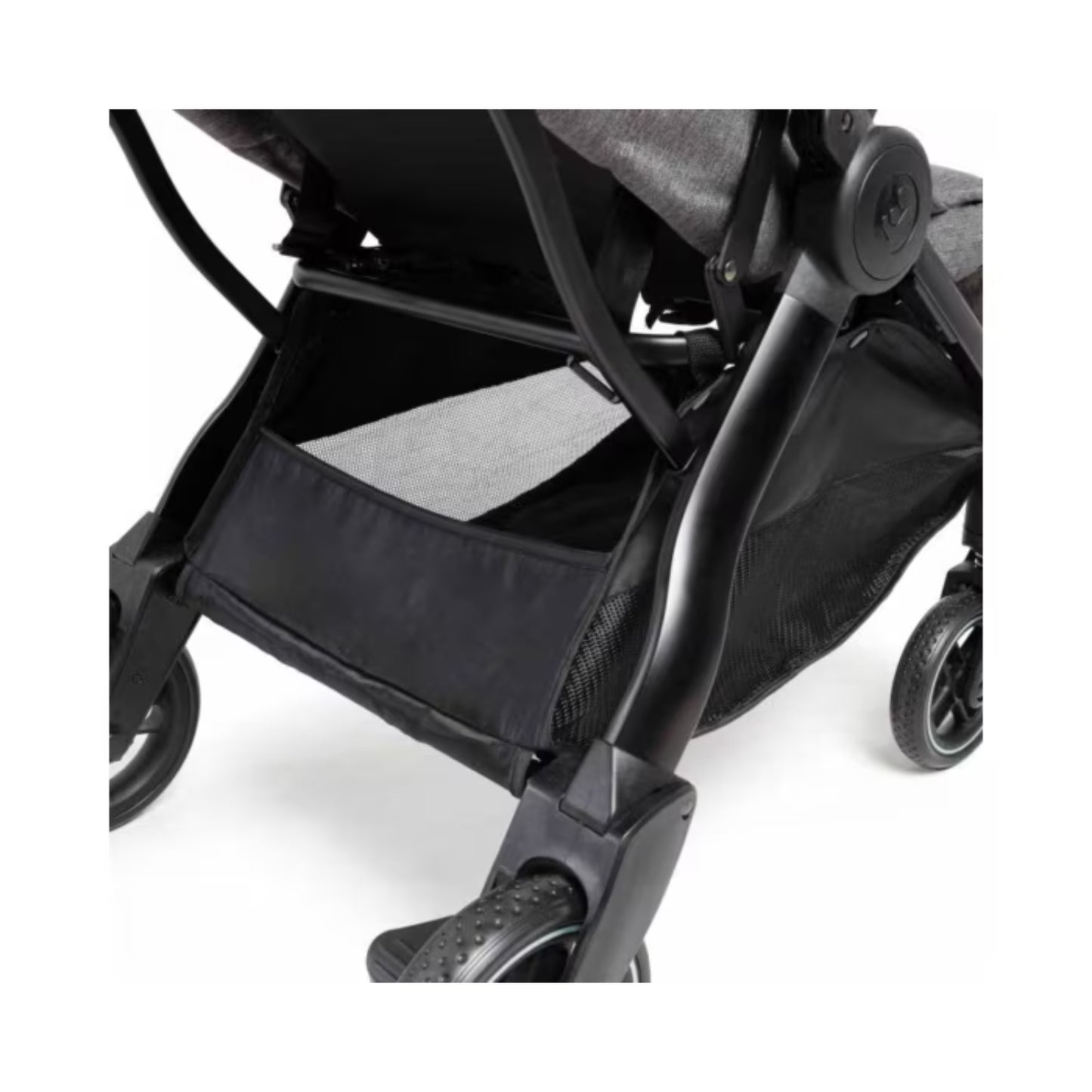 Coche gris MAXI COSI vista trasera con compartimento de almacenamiento