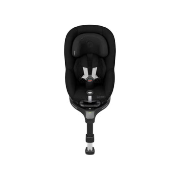 Sillita de auto negra Maxi Cosi, vista frontal, ideal para bebés
