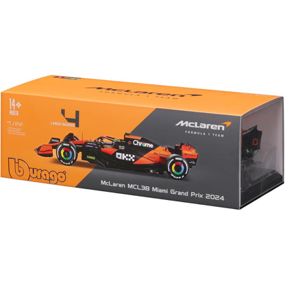 Modelo McLaren MCL38 2024, vista frontal en caja, colección de F1