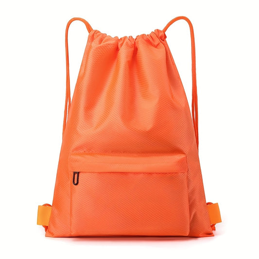 mochila naranja con bolsillo frontal, vista frontal