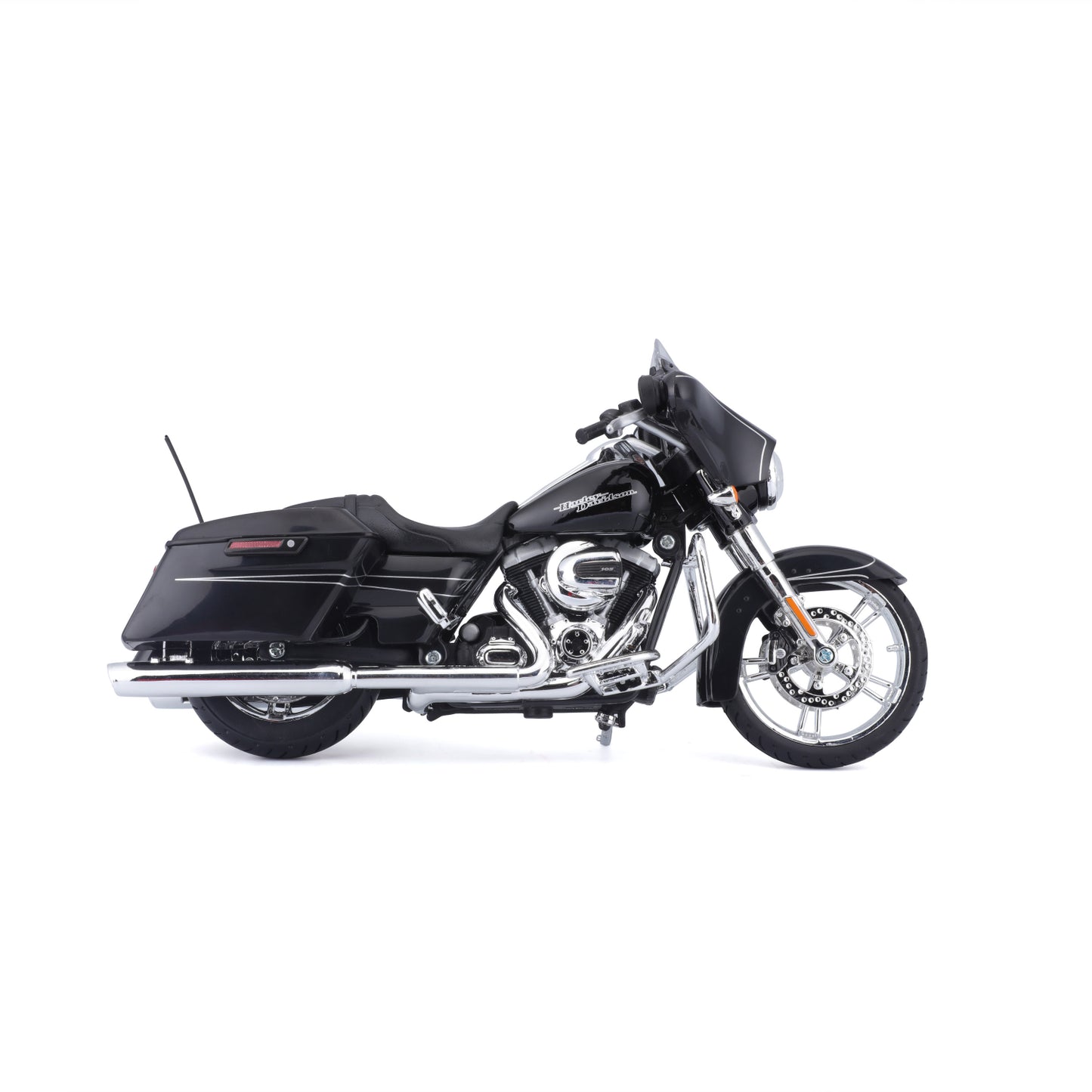 Moto negra de Maisto vista lateral, modelo detallado y elegante