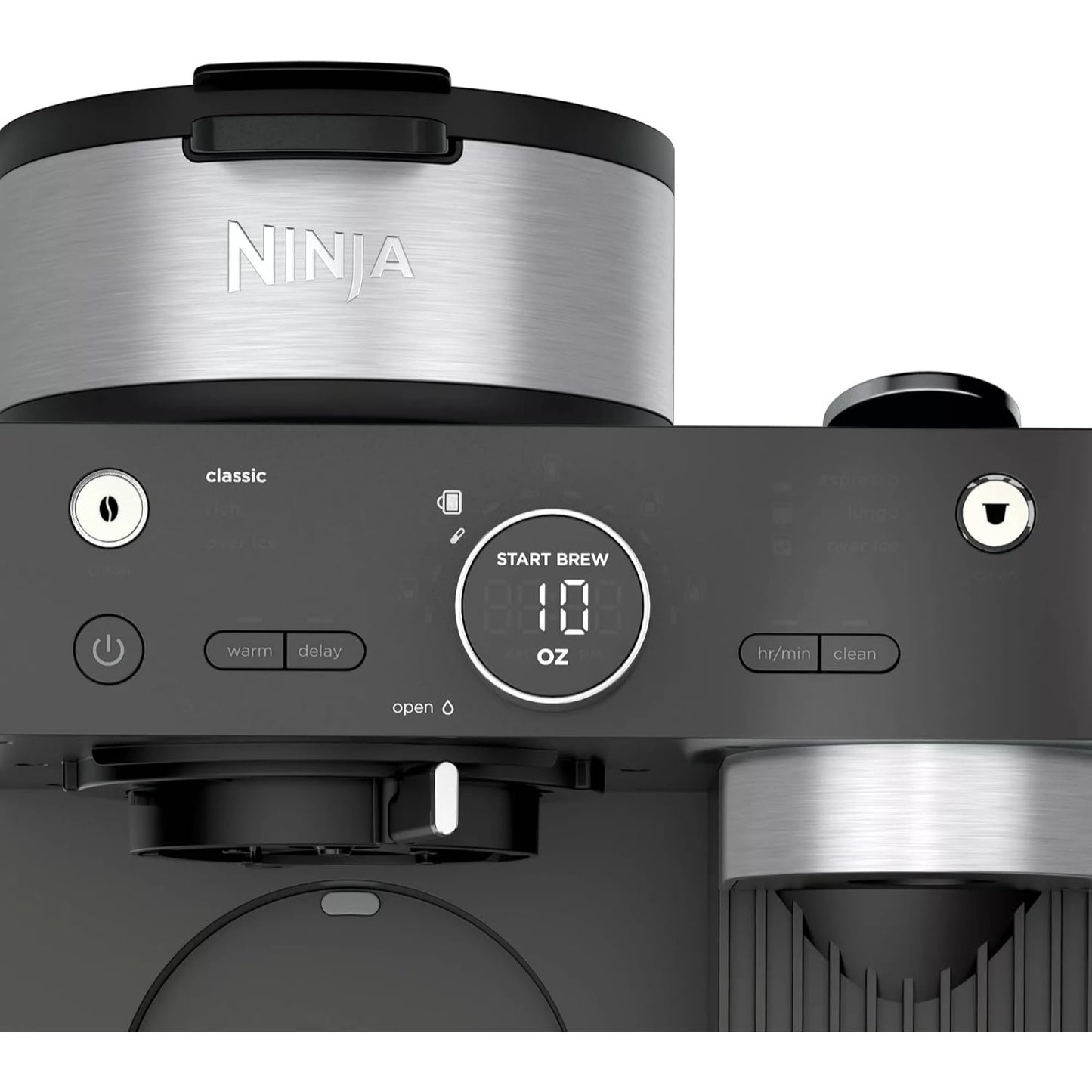 Cafetera Ninja negra frontal con botones de control y visor de agua