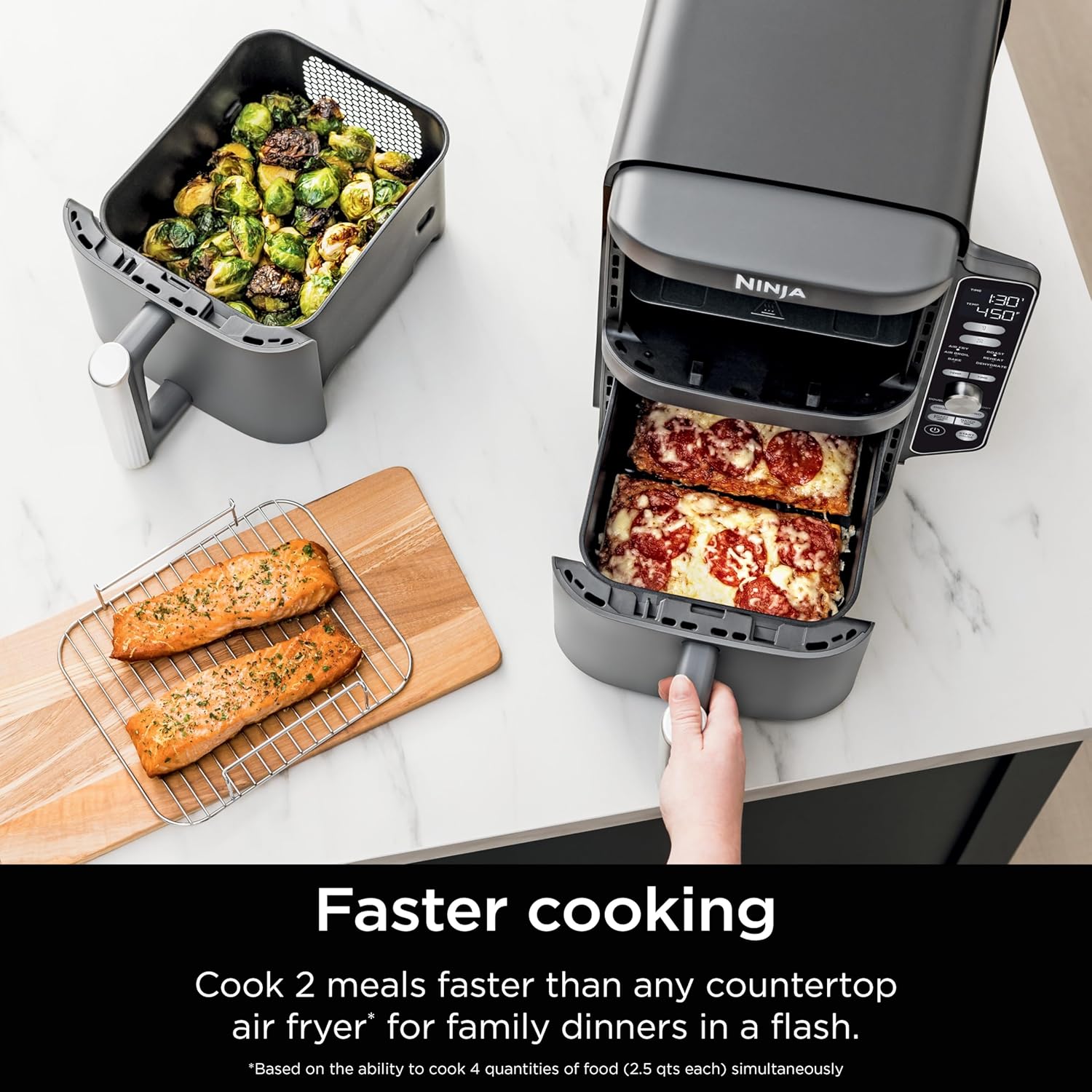 Freidora de aire Ninja DoubleStack XL 10 litros cocinando pollo y verduras para comidas familiares rápidas