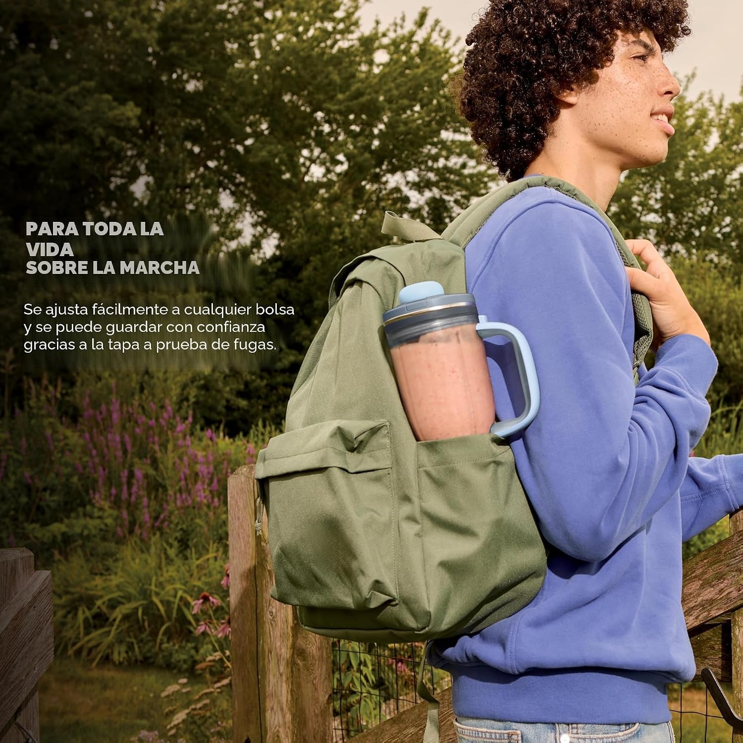 Licuadora Ninja verde en mochila, uso en exteriores, saludable y práctica