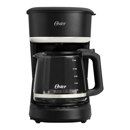 Cafetera programable 12 tazas Oster en negro con jarra de vidrio y panel de control fácil de usar