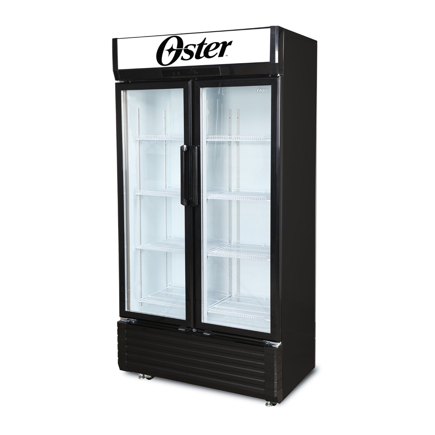 Refrigerador Oster negro de doble puerta, vista frontal, ideal para almacenamiento de alimentos.