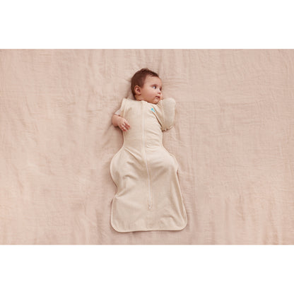 Saco de dormir para bebé LOVE TO DREAM en color beige, vista lateral, ideal para la transición