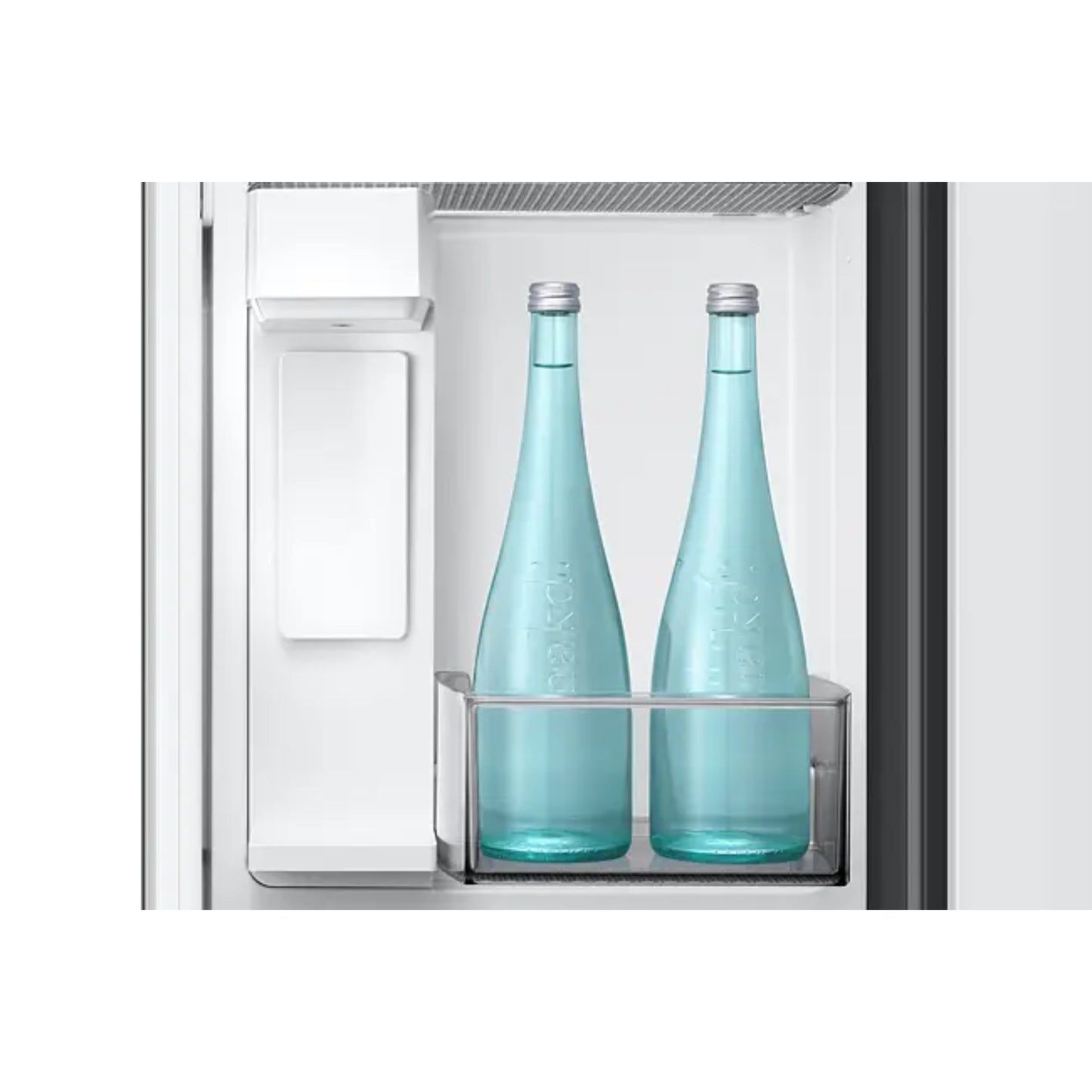 Refrigeradora Samsung, botellas de agua en compartimento, vista interior