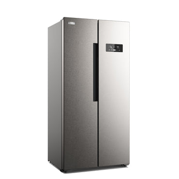 Refrigeradora moderna con dispensador de agua, color acero inoxidable, vista lateral en cocina.