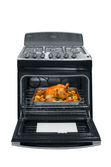 Estufa a gas RCA negra frontal, horno con pollo asado y verduras