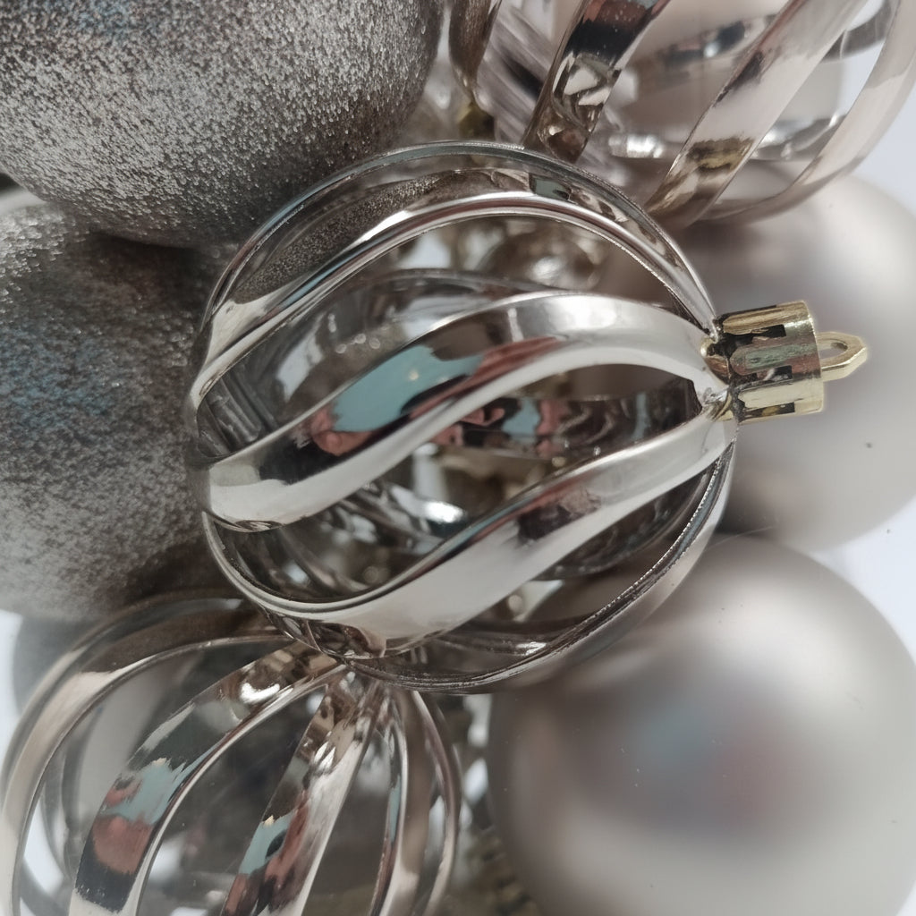 NAV. SET BALLS 30 PCS 6CM CHAMPAGNE