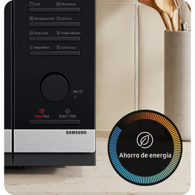 microondas negro Samsung, vista lateral, ahorro de energía en cocina
