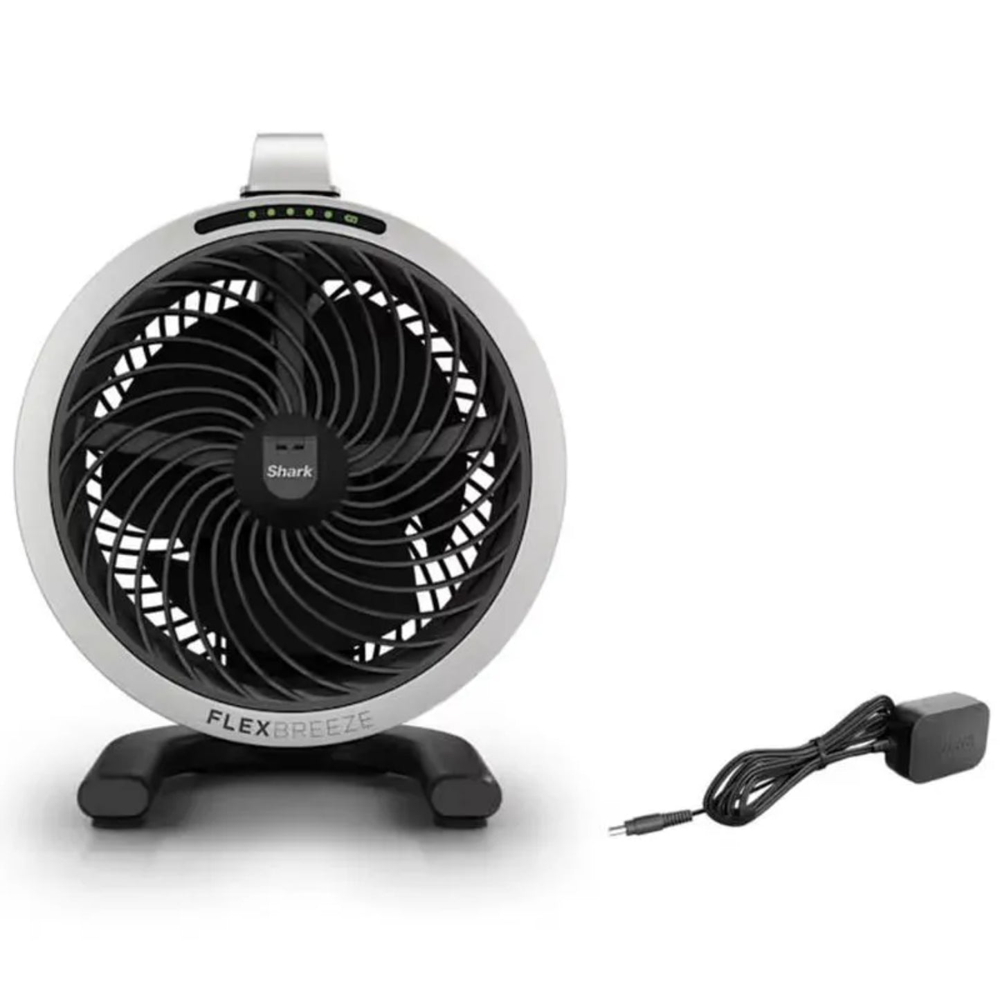 Ventilador Shark FlexBreeze negro, vista frontal con adaptador de energía
