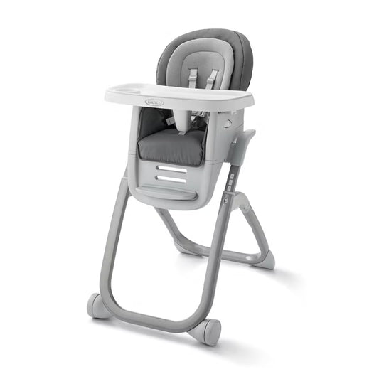 silla d. Graco gris, vista frontal con bandeja y tapizado suave