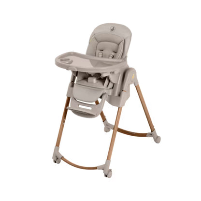 Silla de comer gris MAXI COSI, vista frontal, ideal para bebés en la cocina