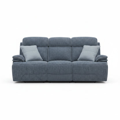 Sillón azul claro frontal con cojines, estilo moderno para sala de estar