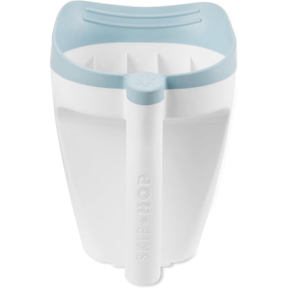 Contenedor blanco con tapa azul, vista frontal, organización infantil