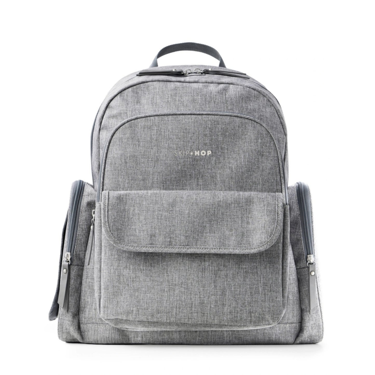 Mochila gris SKIP*HOP, vista frontal, ideal para padres y niños