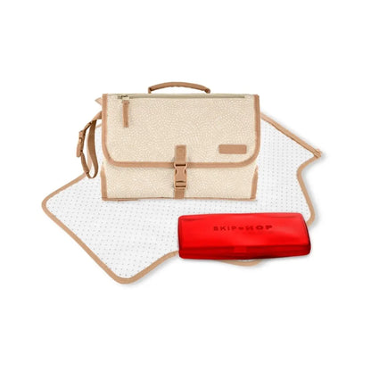 Bolsa de pañales SKIP*HOP beige con almohadilla y estuche rojo