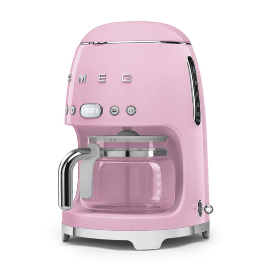 Cafetera SMEG rosa frontal, diseño retro, ideal para cocina moderna