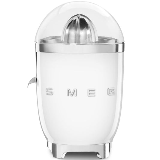 Exprimidor blanco SMEG frontal, ideal para preparar jugos frescos
