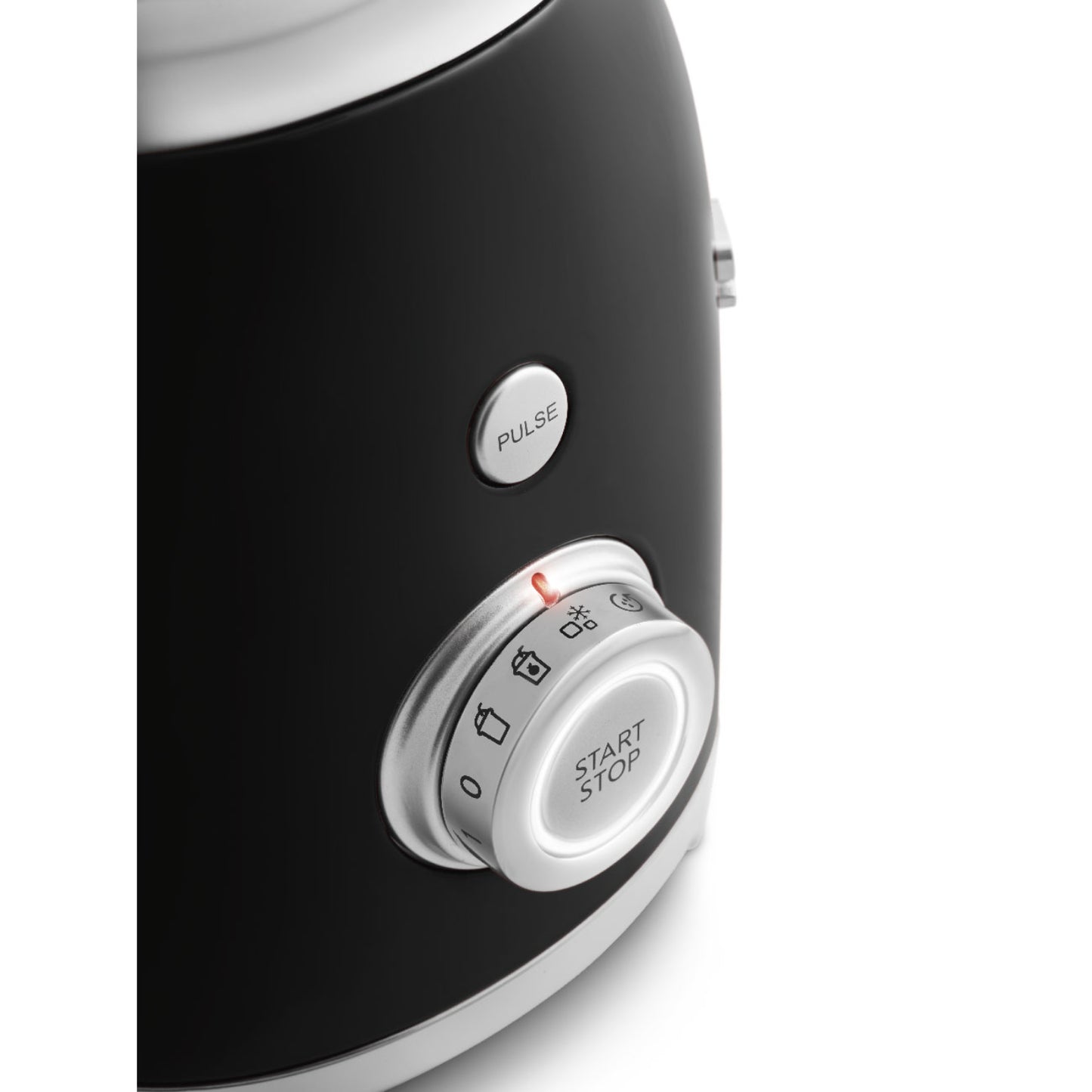 licuadora SMEG negra, vista del panel de control y botones