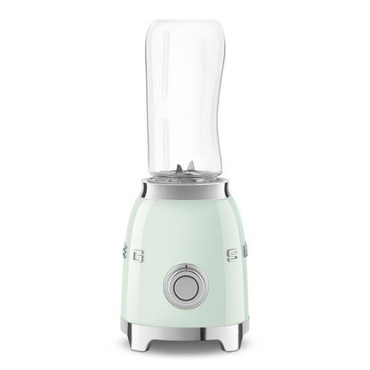 Licuadora verde menta frontal, diseño moderno, ideal para smoothies