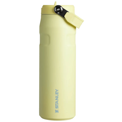 Termo Stanley AeroLight FlipStraw 24oz en color amarillo claro, ideal para mantenerse hidratado al aire libre.