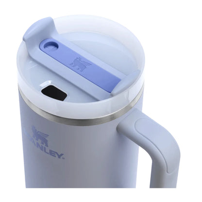 Vaso Stanley Quencher H2.0 40oz Dew Drop con tapa de cierre y diseño ergonómico.