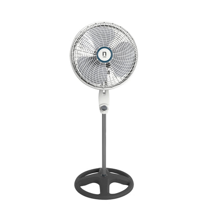 ventilador negro de pie, vista frontal en ambiente interior